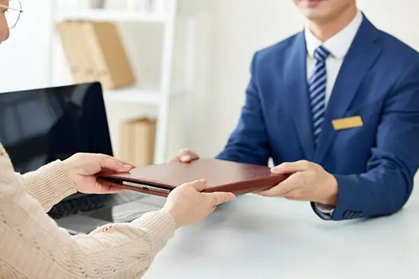 大学篮球队长简介